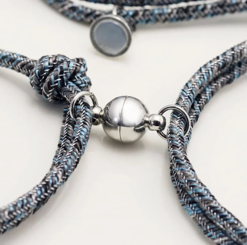 Customized Name Bracelet Pledge of Eternal Love Magnet - Bellarte Enchanté Customized Name Bracelet Pledge of Eternal Love Magnet